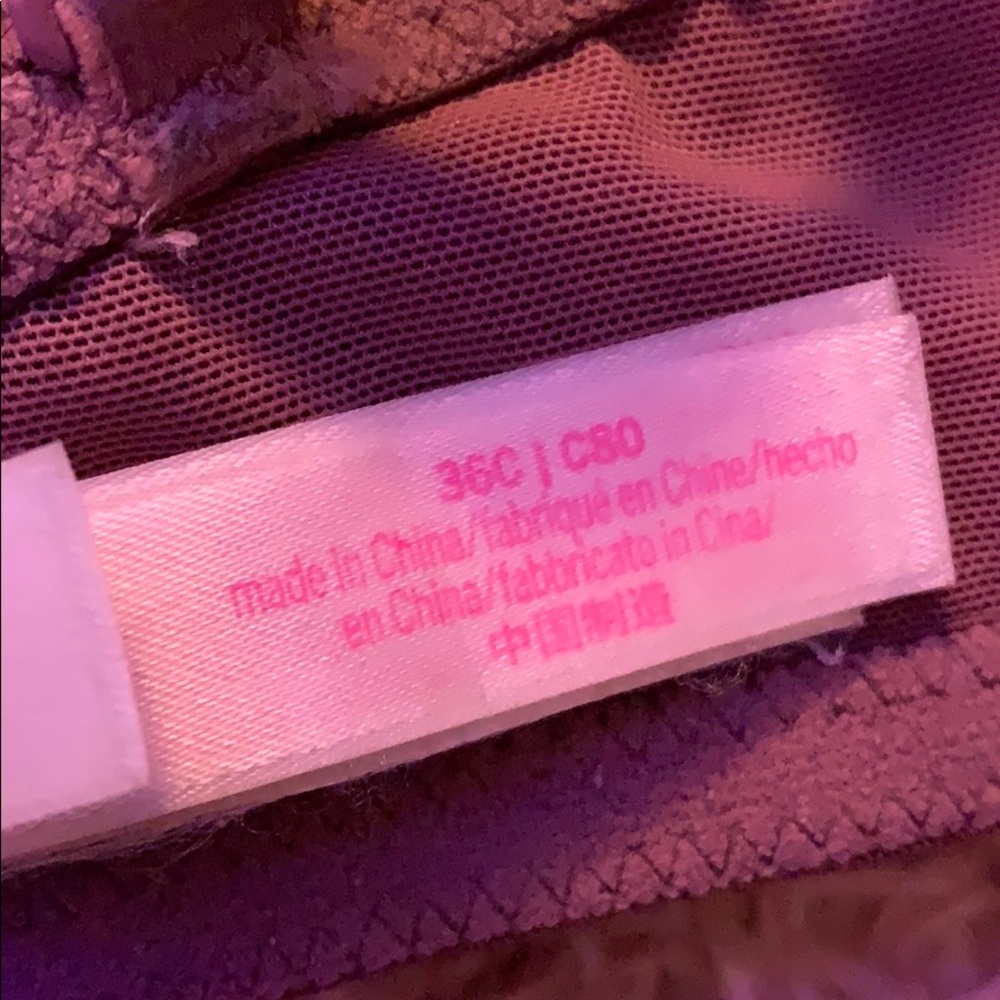 Pink bra - Picture 2 of 2